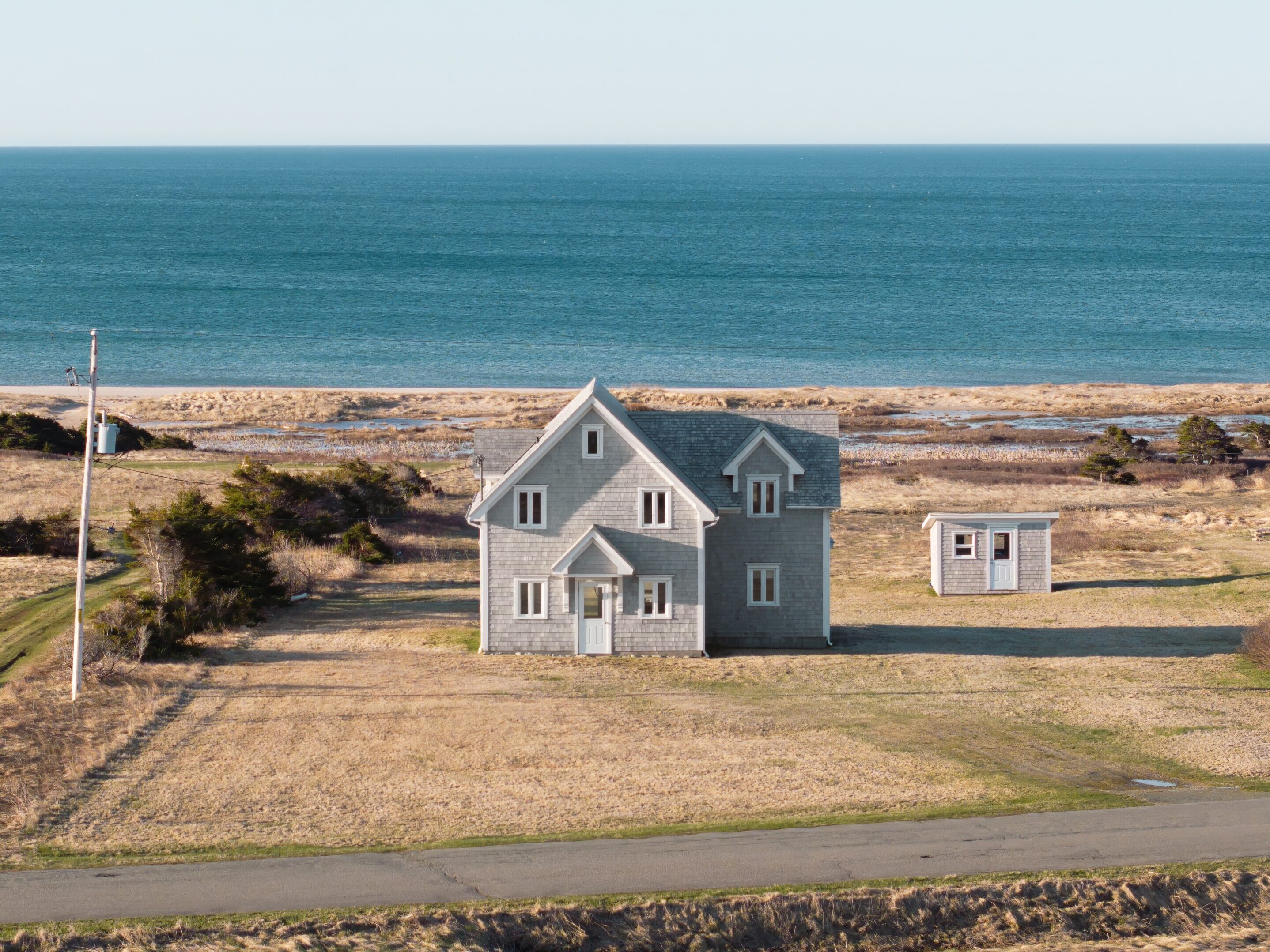 Maison Mer – Hébergement Îles de la Madeleine – 20/05/2025 Chez Yvon à Corinne - Maison à louer aux Îles de la Madeleine