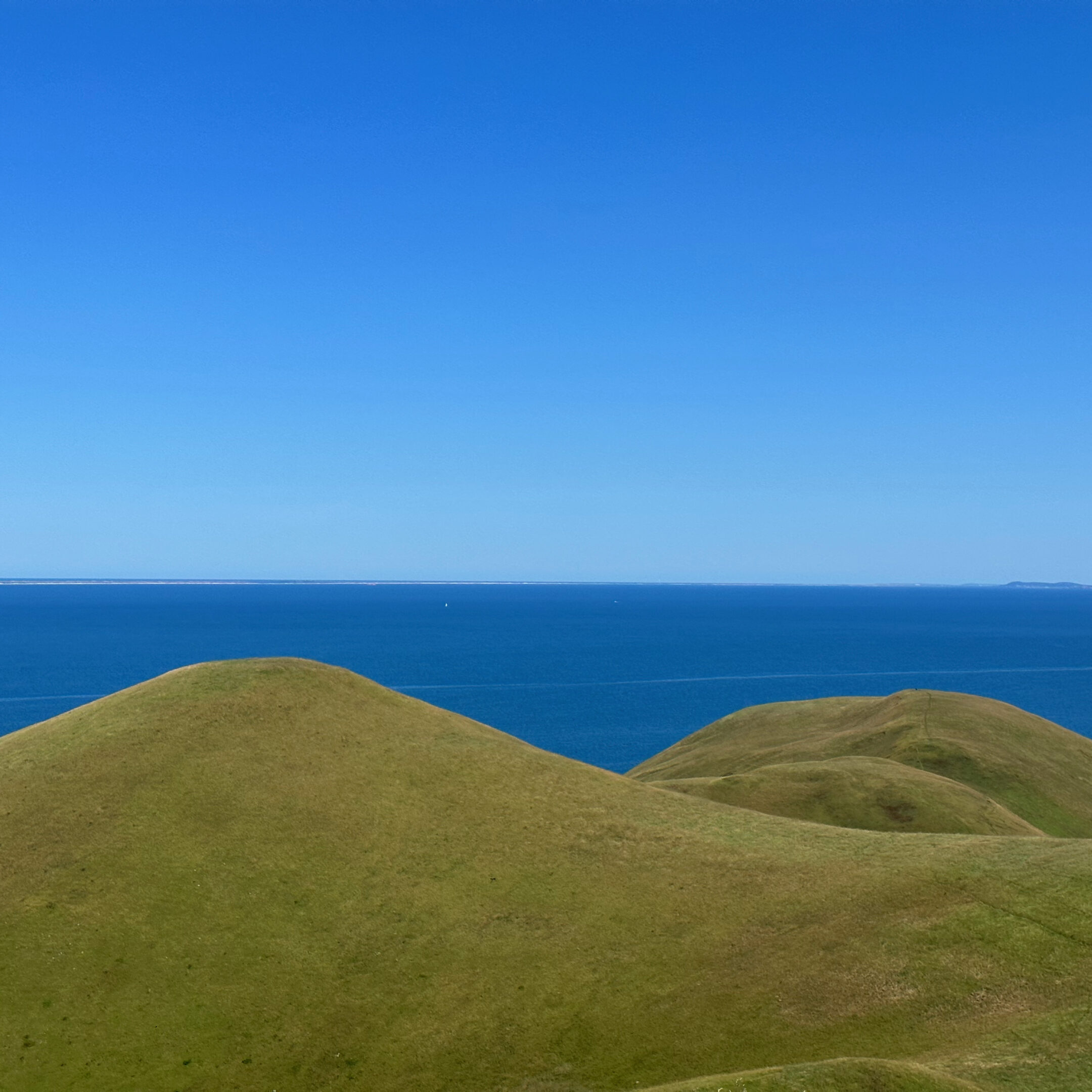 Îles de la Madeleine accommodation – Entry Island, a must-see day trip